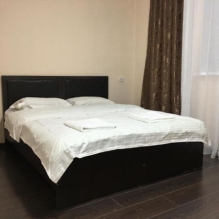 Adi Hotel بيشكيك المظهر الخارجي الصورة